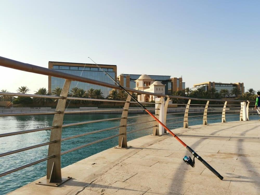Bay La Sun , Luxury Apartment With Nice View King Abdullah Economic City Exterior foto